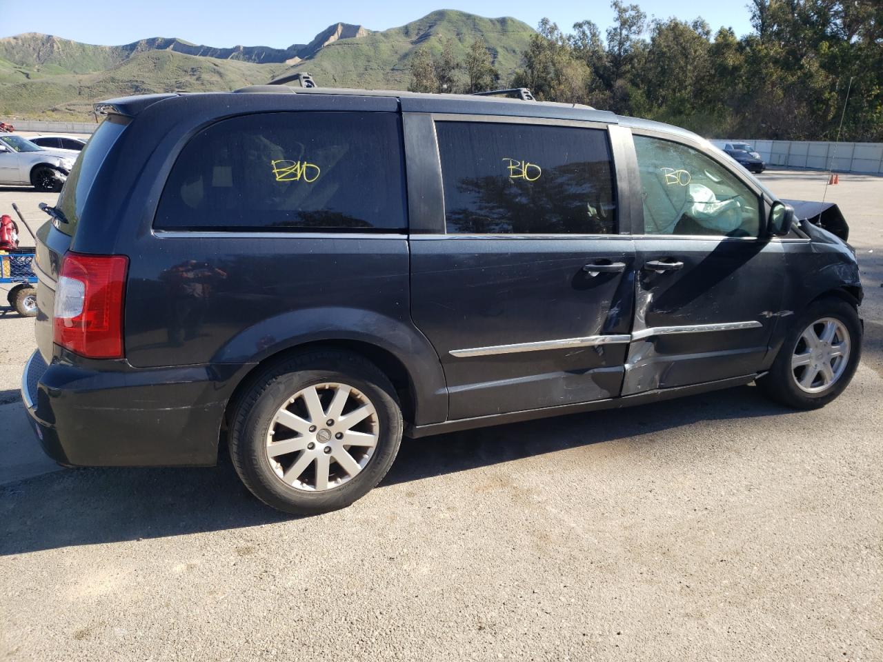 2013 Chrysler Minivan VIN 2C4RC1BG1DR779404 photo 3