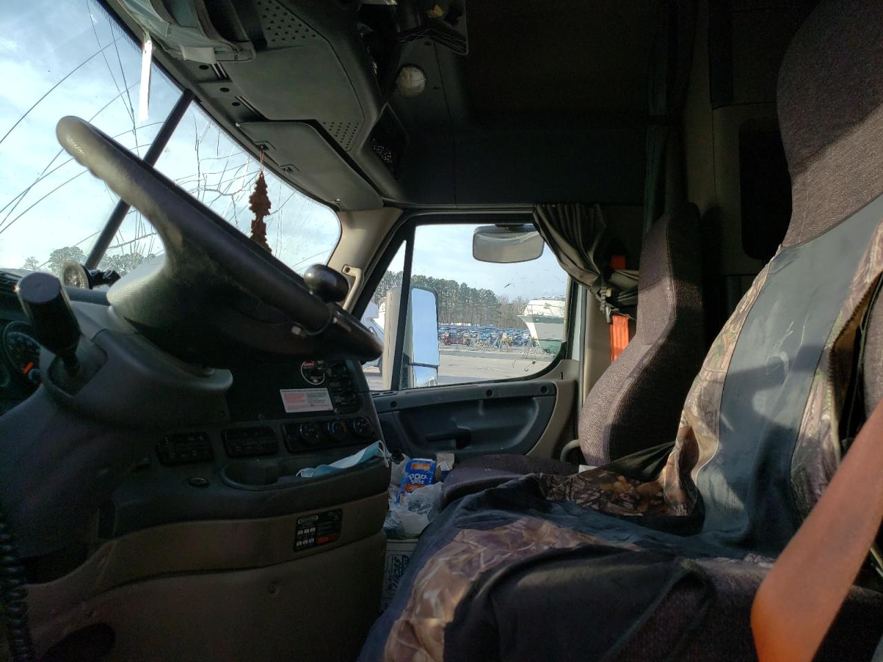 2015 FREIGHTLINER CASCADIA 125 VIN 1FUJGLDVXFLGF0928 photo 7