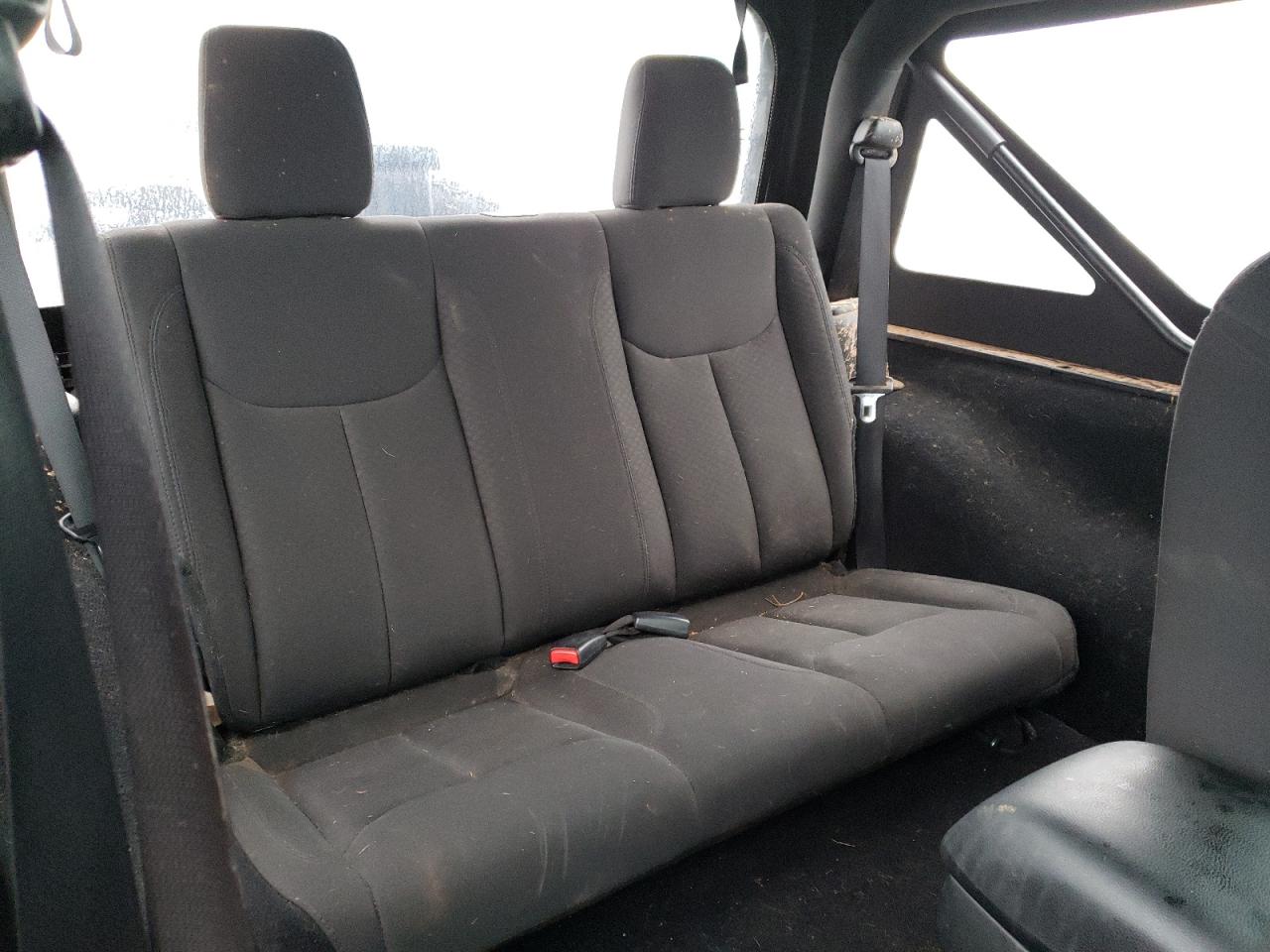 2017 JEEP Wrangler / VIN 1C4AJWAG4HL650105 photo 10