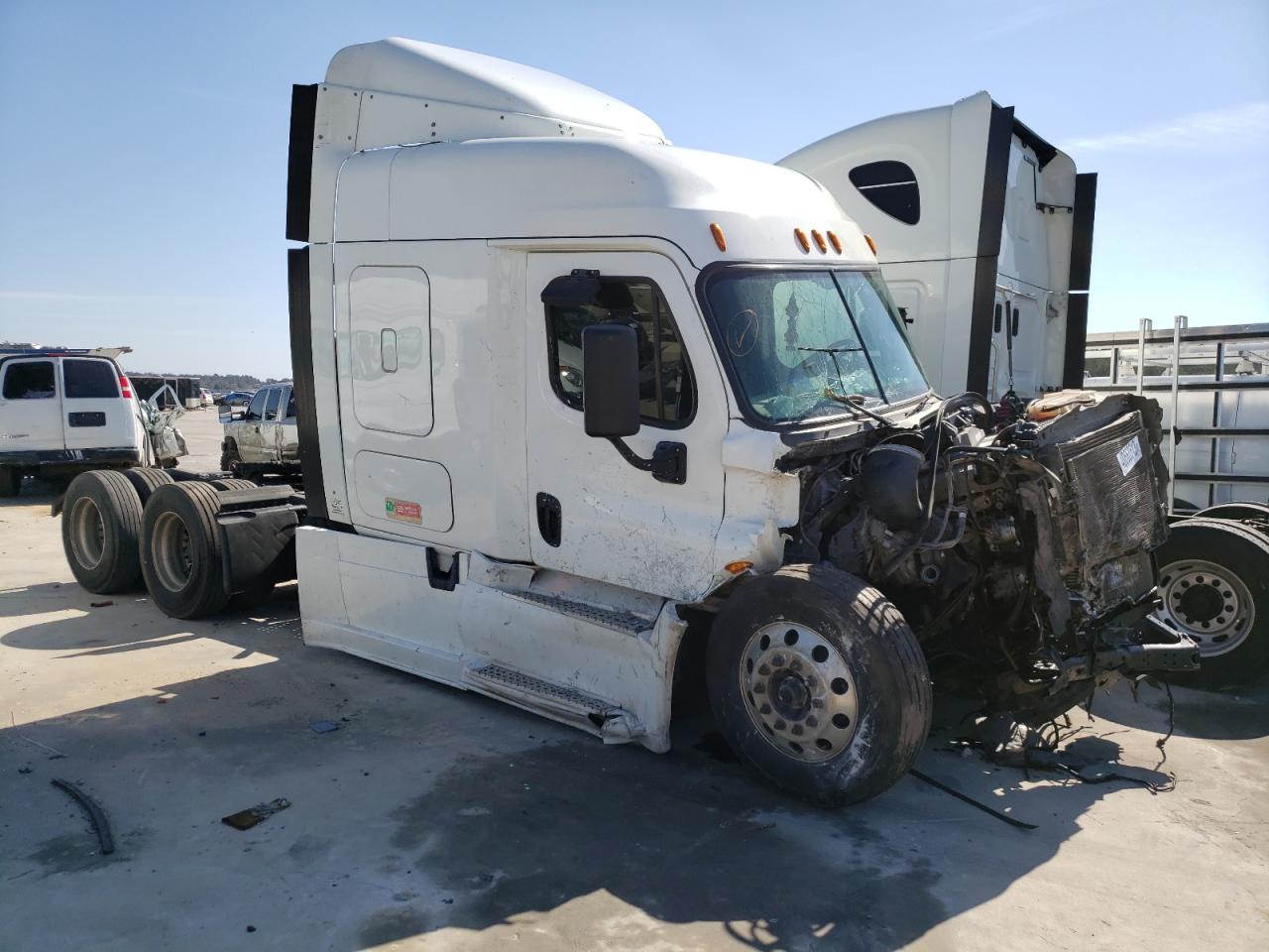 2015 FREIGHTLINER CASCADIA 125 VIN 1FUJGLDVXFLGF0928 photo 4
