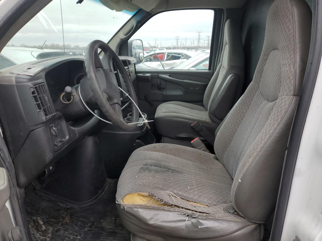 2012 Chevrolet Express 2500 VIN 1GCGG25V051126502 photo 7