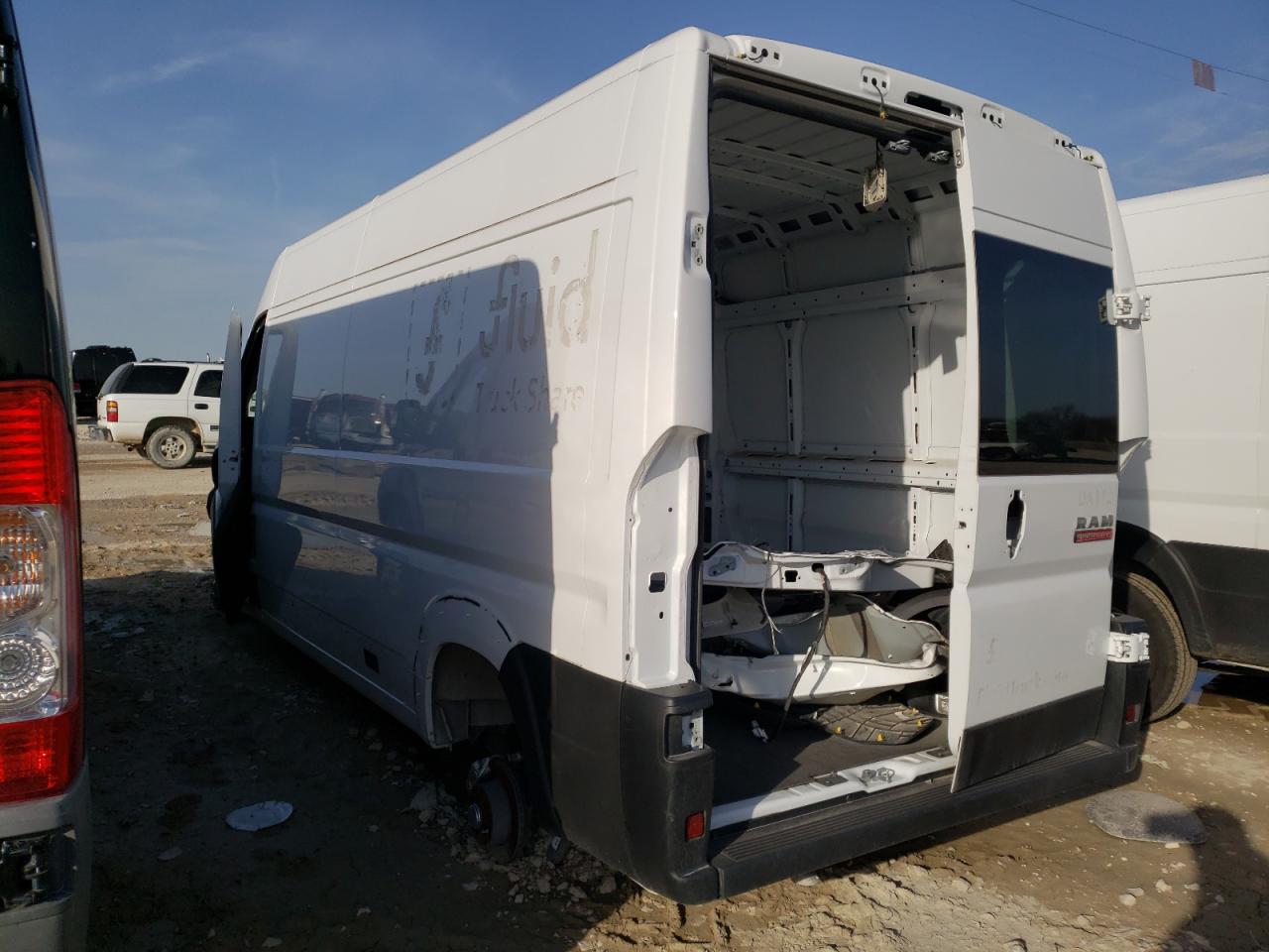 2019 Ram Promaster 2500 VIN 3C6TRVDG5KE551128 photo 2