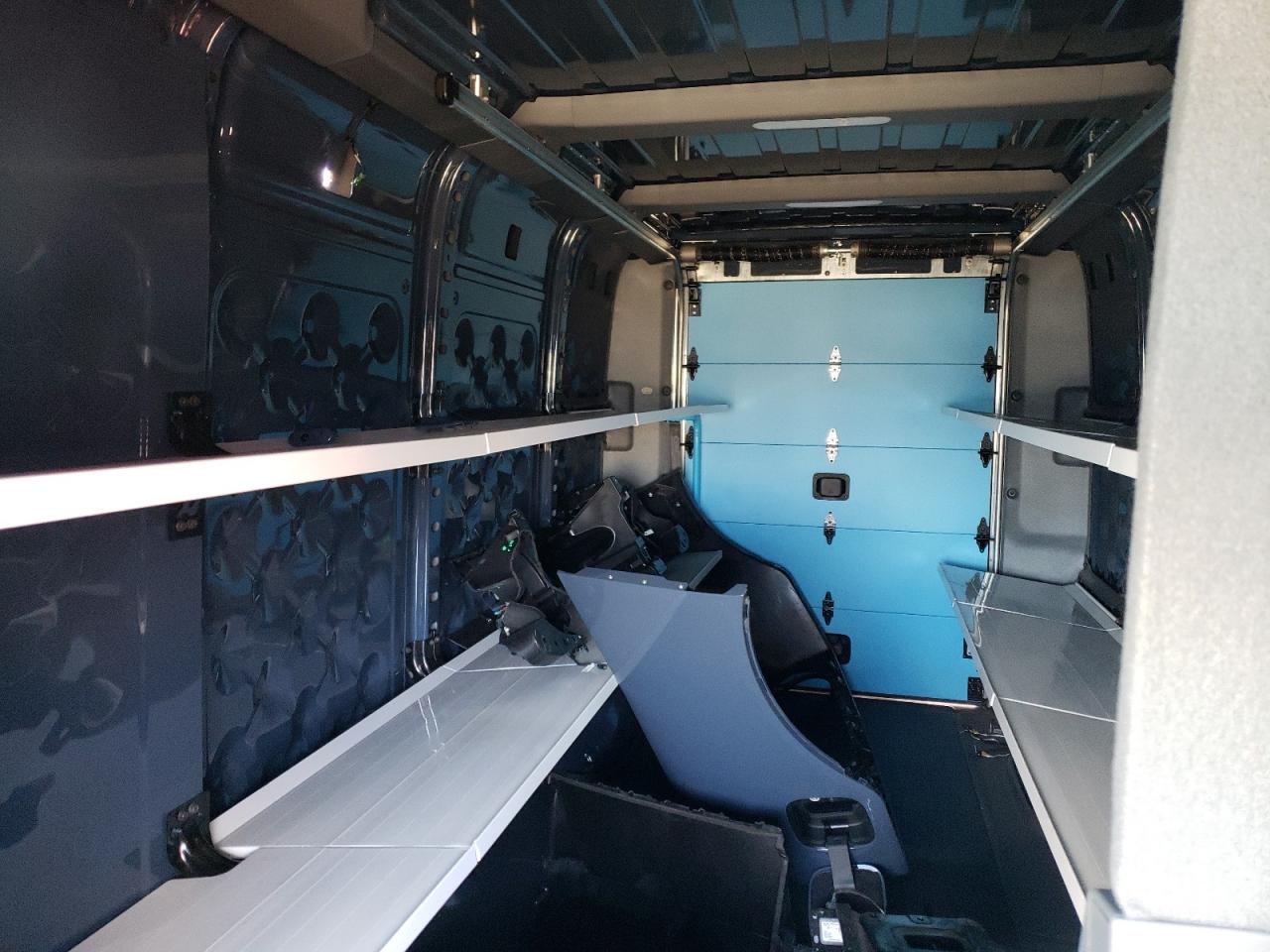 2022 RIVIAN Edv VIN 7FCEHDB7XNN002391 photo 10