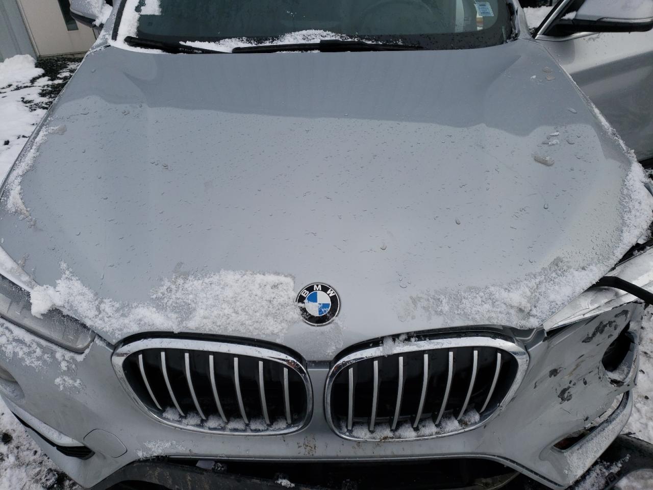 2018 BMW X1 VIN WBXHT3C37J3H31628 photo 12
