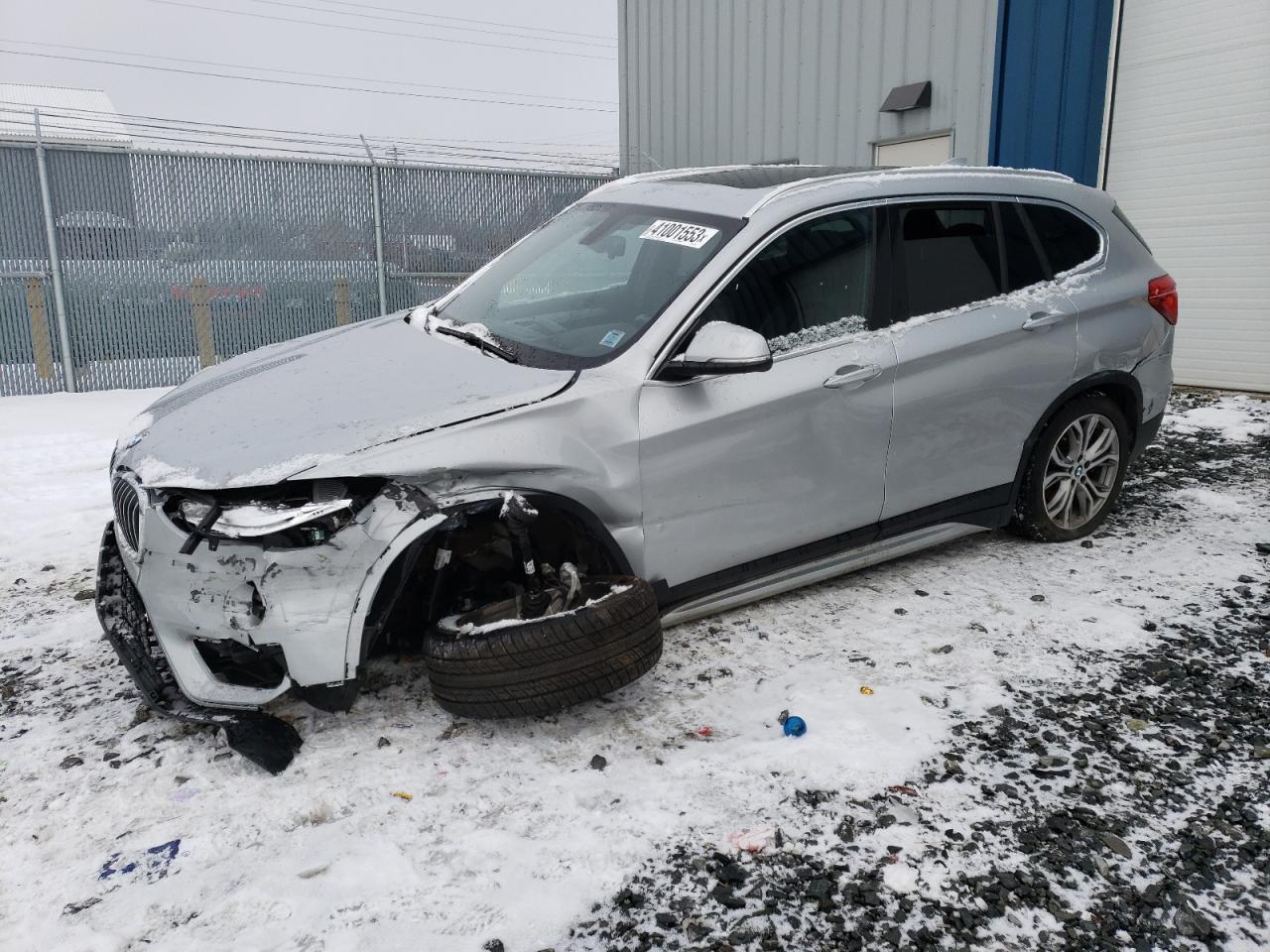 2018 BMW X1 VIN WBXHT3C37J3H31628 photo 1