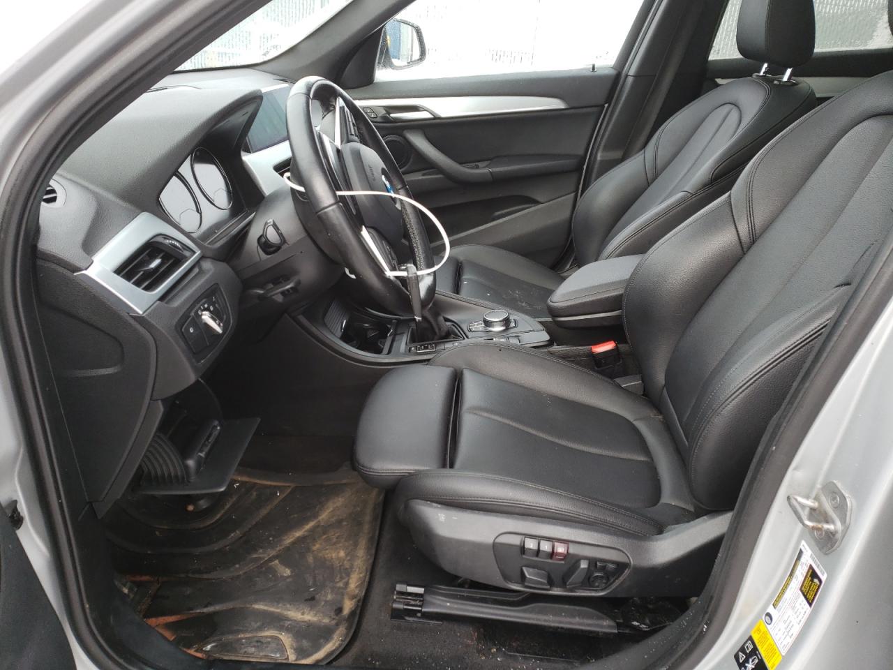 2018 BMW X1 VIN WBXHT3C37J3H31628 photo 7