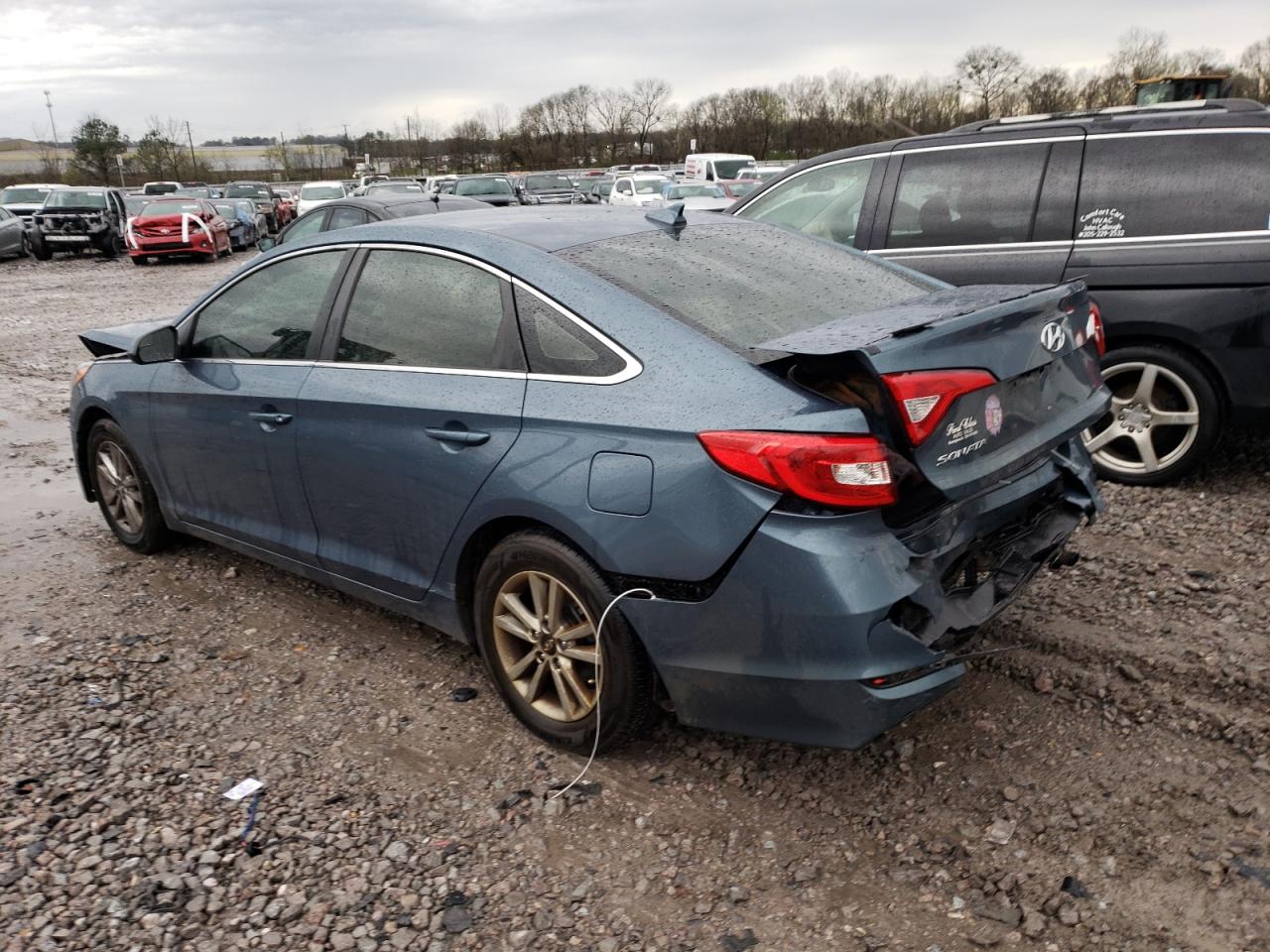 2016 Hyundai Sonata VIN 5NPE24AF5GH282417 photo 2