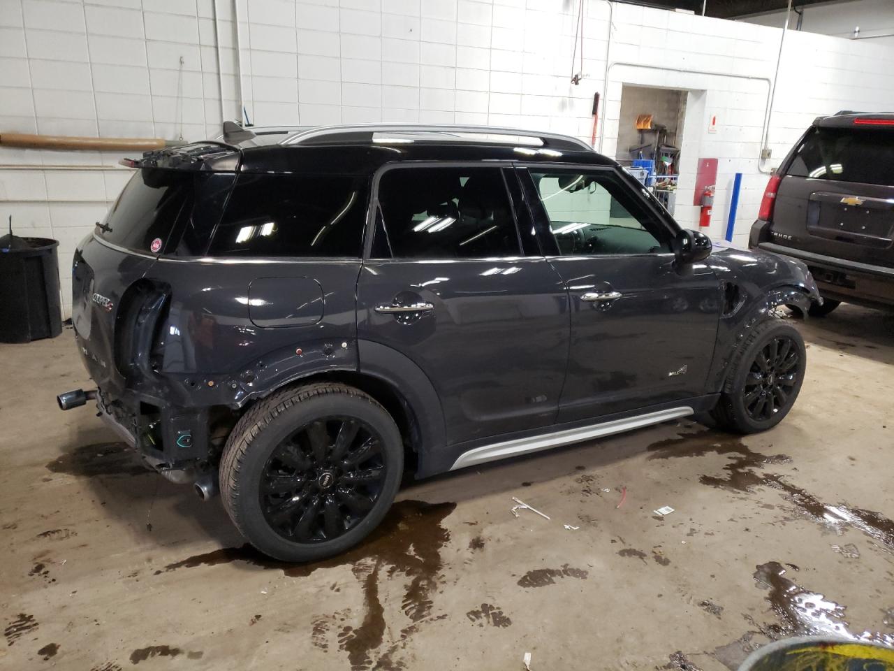 2018 MINI Cooper VIN WMZYT5C34J3E68796 photo 3