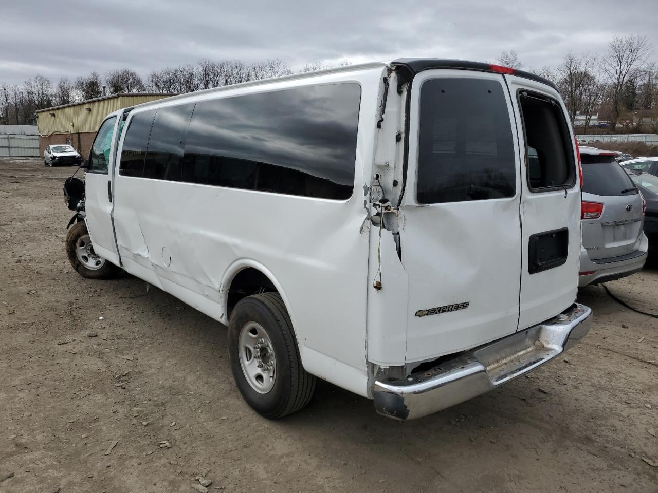 2020 CHEVROLET Express 2500 VIN 1GAZGPFG3L1181148 photo 2