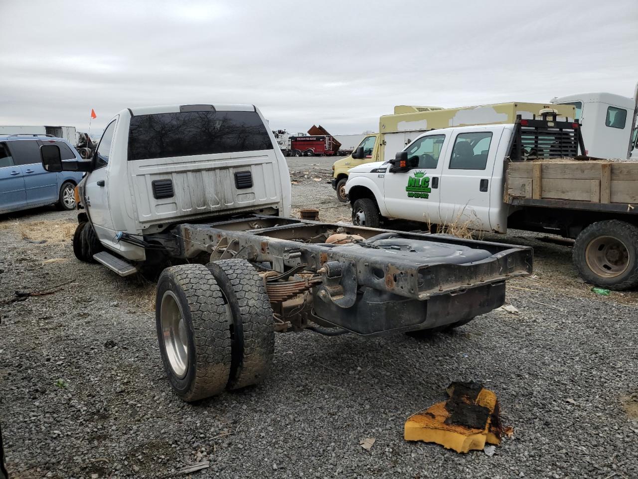 2016 RAM 5500 VIN 3C7WRNBL2GG277200 photo 2
