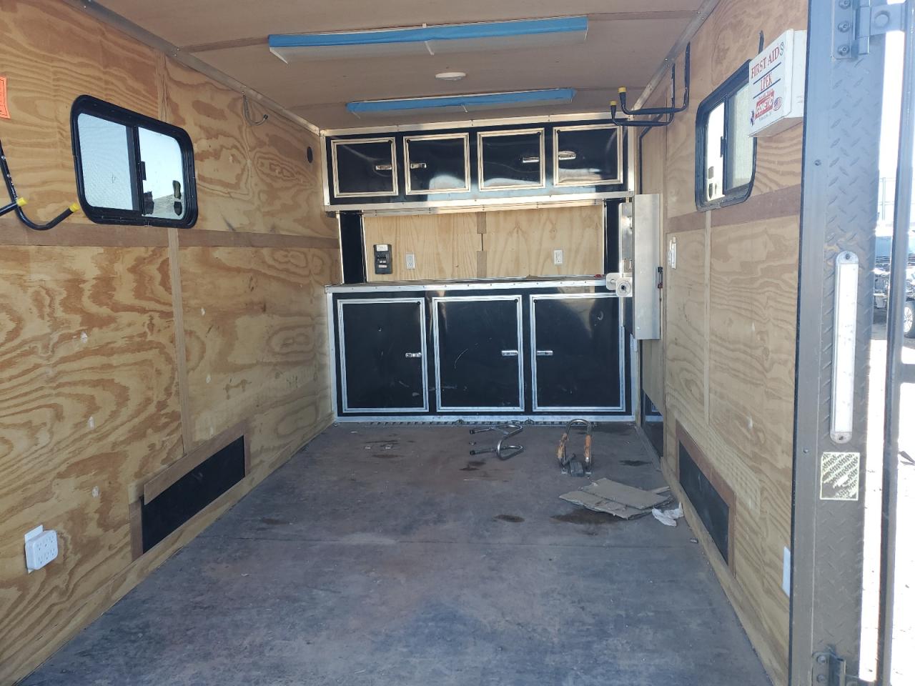 2020 Forest River Enclosed Cargo Trailer VIN 5NHUEH213LY083904 photo 6