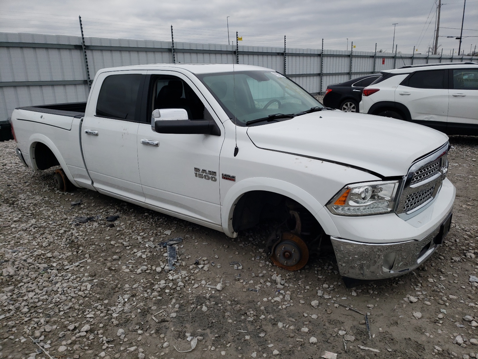 2018 Ram 1500 VIN 1C6RR7VT1JS291162 photo 4
