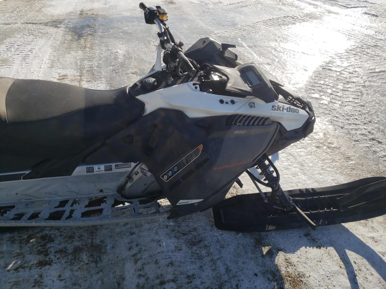 2022 SKI DOO EXPEDITION VIN 2BPSKDNA7NV000626 photo 5