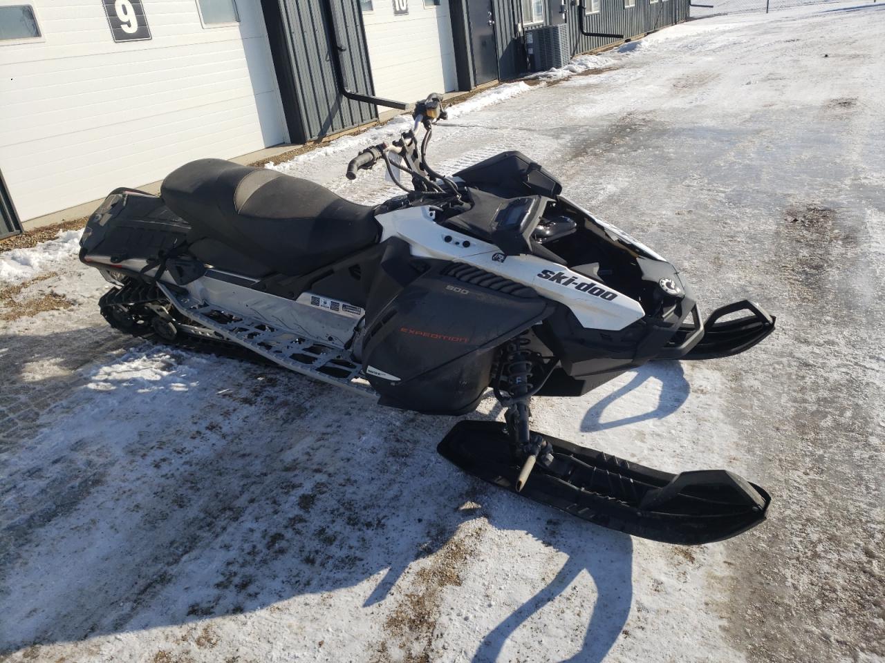 2022 SKI DOO EXPEDITION VIN 2BPSKDNA7NV000626 photo 1