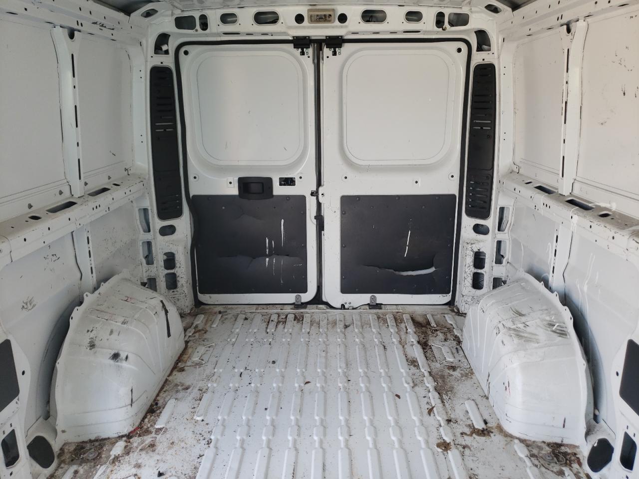 2016 RAM Promaster 1500 VIN 3C6TRVAG6GE130918 photo 10