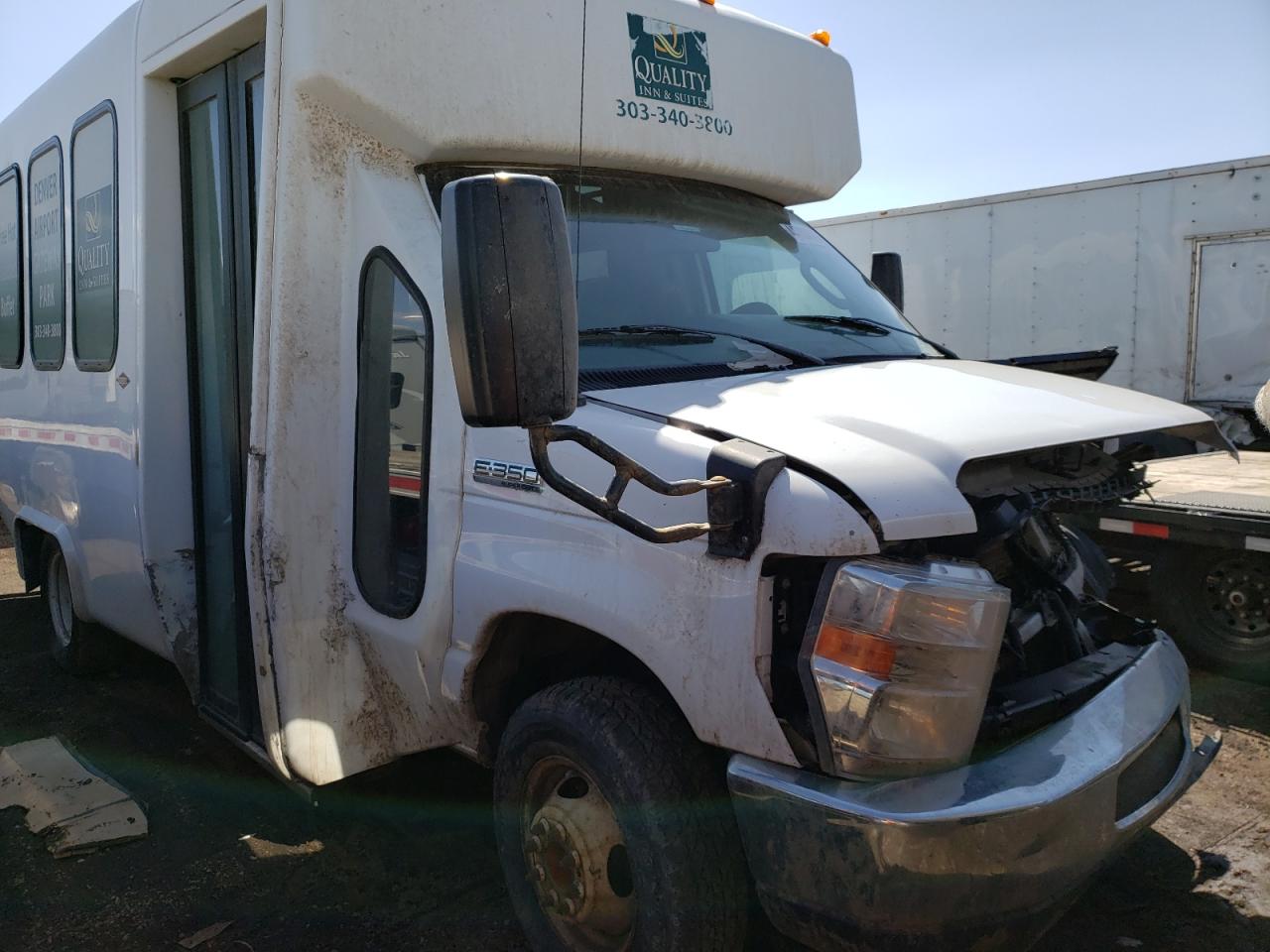 2017 FORD Econoline van VIN 1FDEE3FS8HDC68215 photo 4