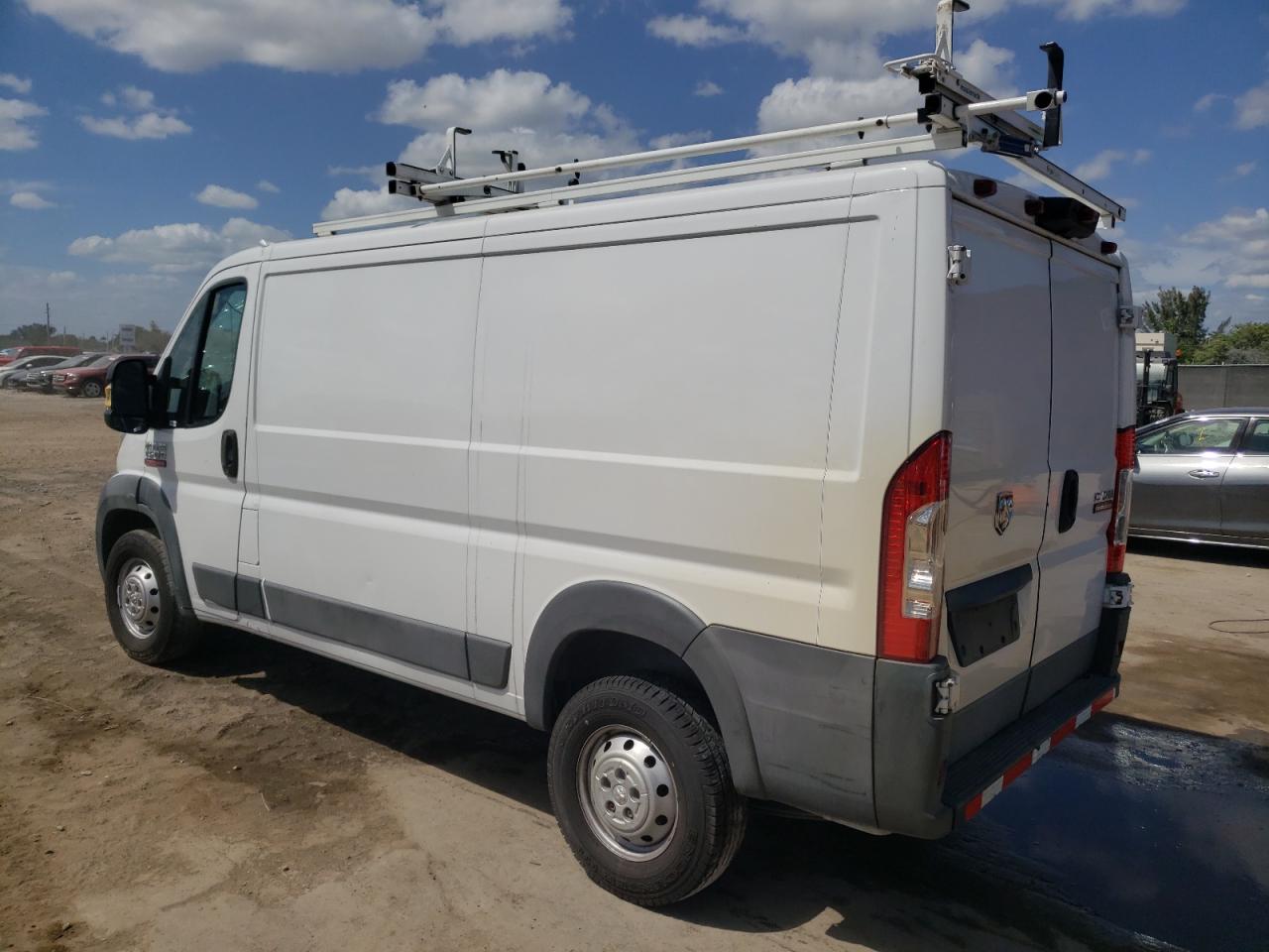 2016 RAM Promaster 1500 VIN 3C6TRVAG6GE130918 photo 2