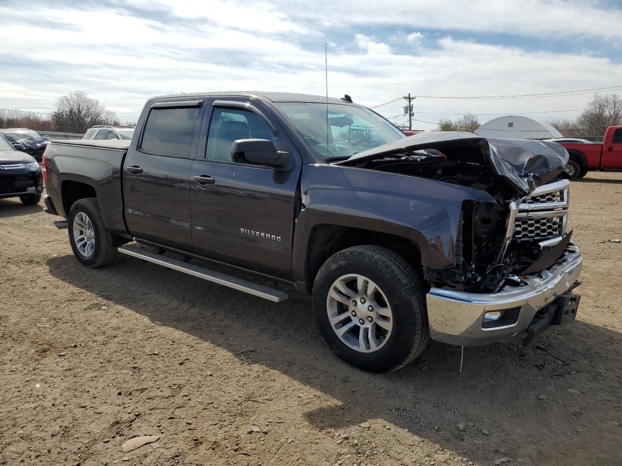 2014 Chevrolet Silverado VIN 3GCUKREC4EG300940 photo 4