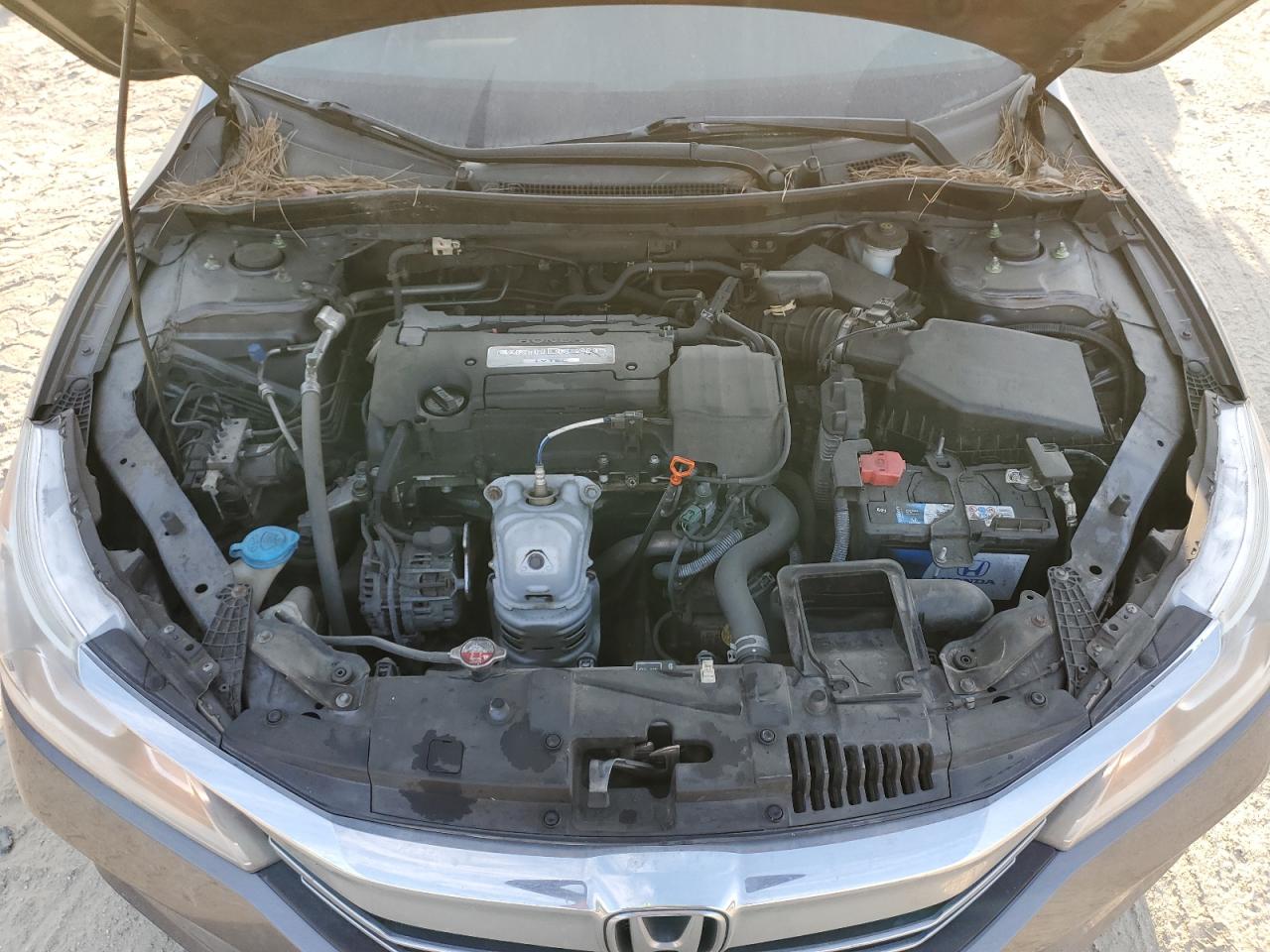 2016 Honda Accord VIN 1HGCR2F31GA026967 photo 11