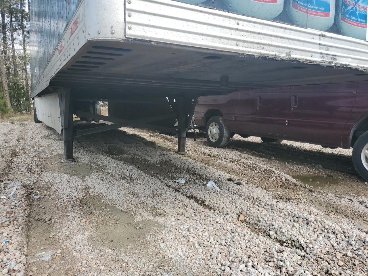 2016 Utility Trailer VIN 1UYVS2534GG535513 photo 8