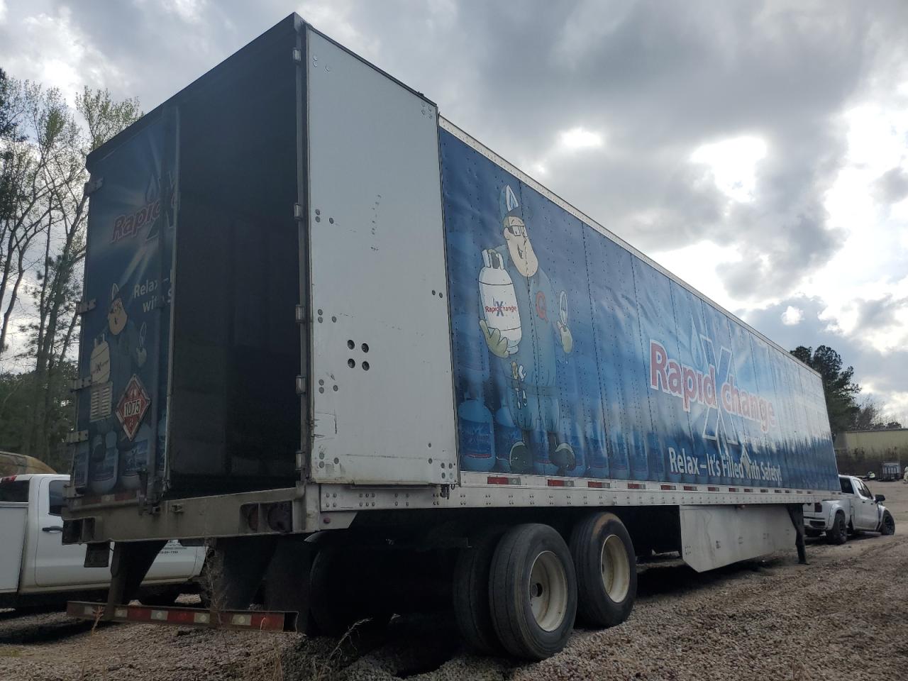 2016 Utility Trailer VIN 1UYVS2534GG535513 photo 4