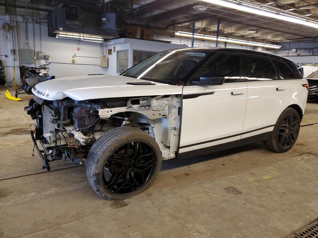 2018 Landau Rangerover VIN SALYA2RX5JA758805 photo 1