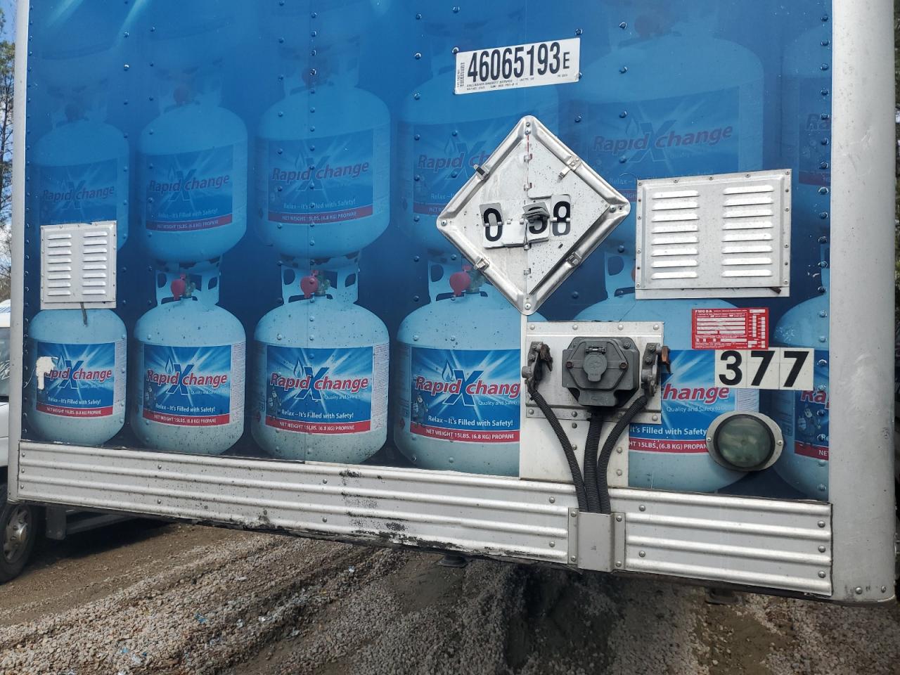 2016 Utility Trailer VIN 1UYVS2534GG535513 photo 7