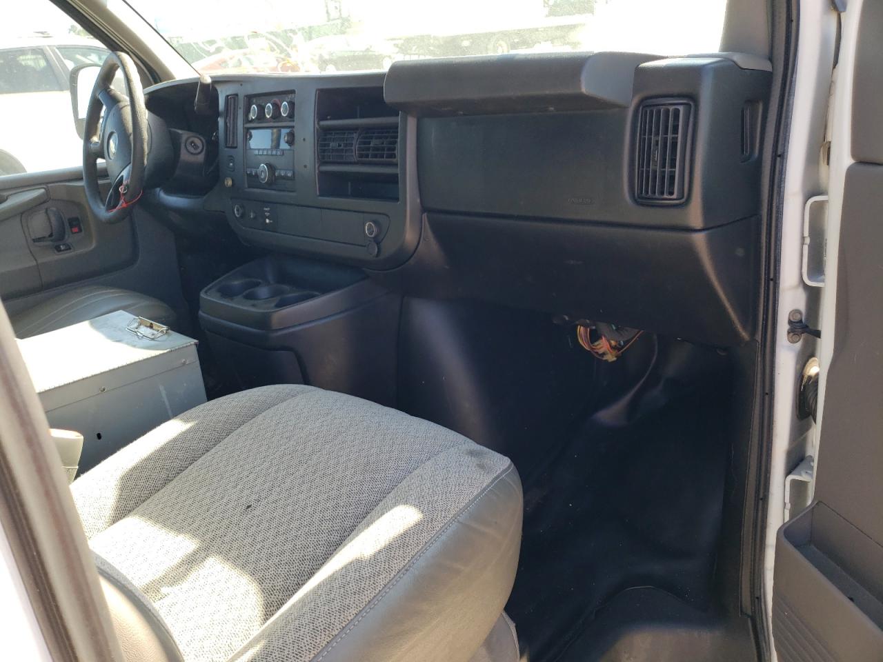2012 CHEVROLET Express 2500 VIN 1GCWGFCA0C1181399 photo 8