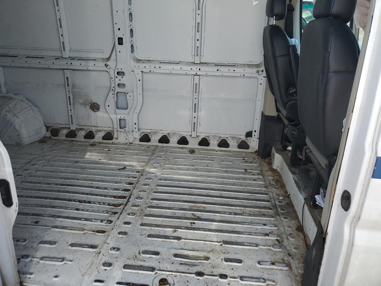 2018 RAM Promaster 3500 VIN 3C6URVHG5JE116302 photo 11