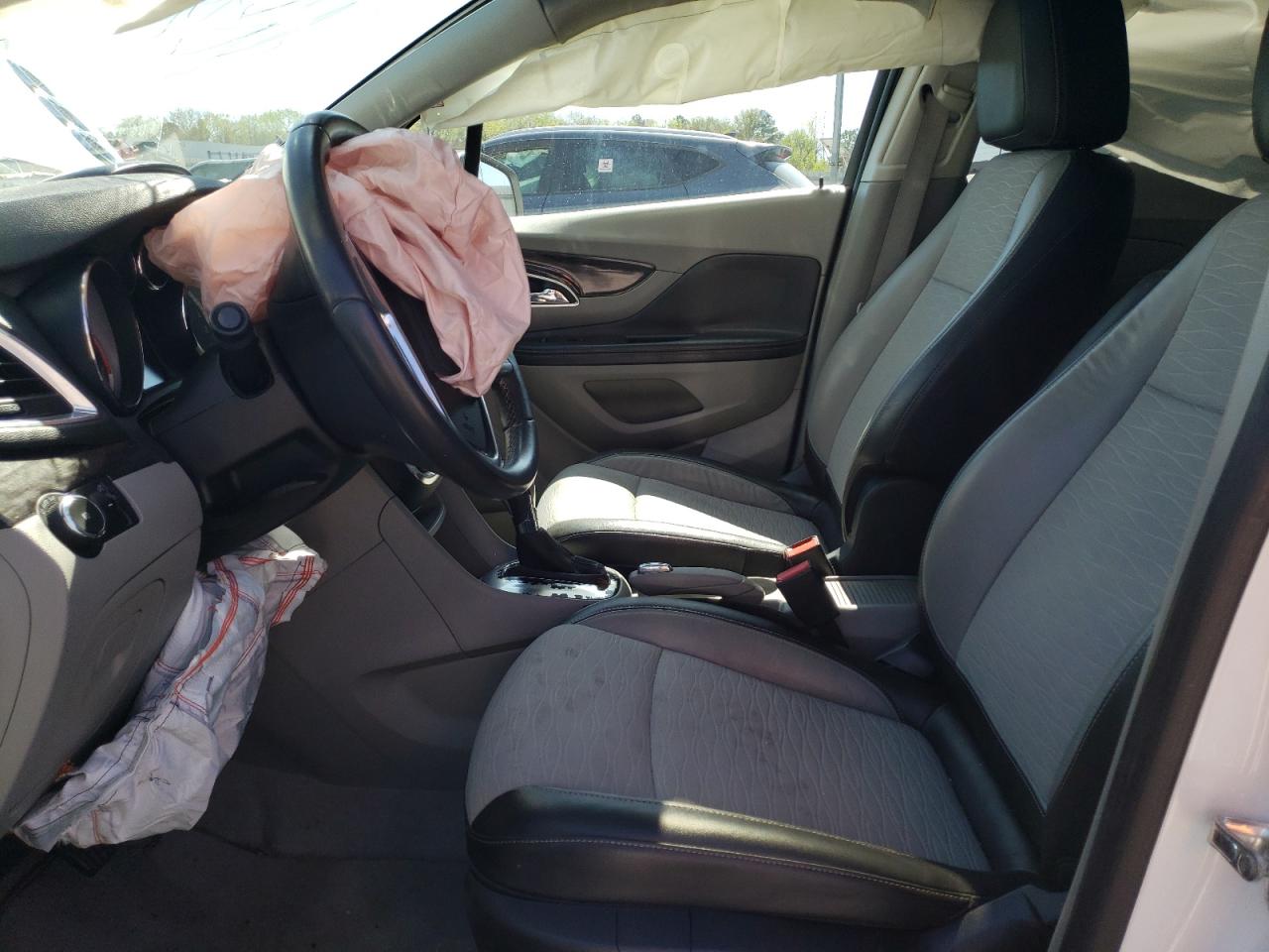 2015 Buick Encore VIN KL4CJBSB0FB118299 photo 7