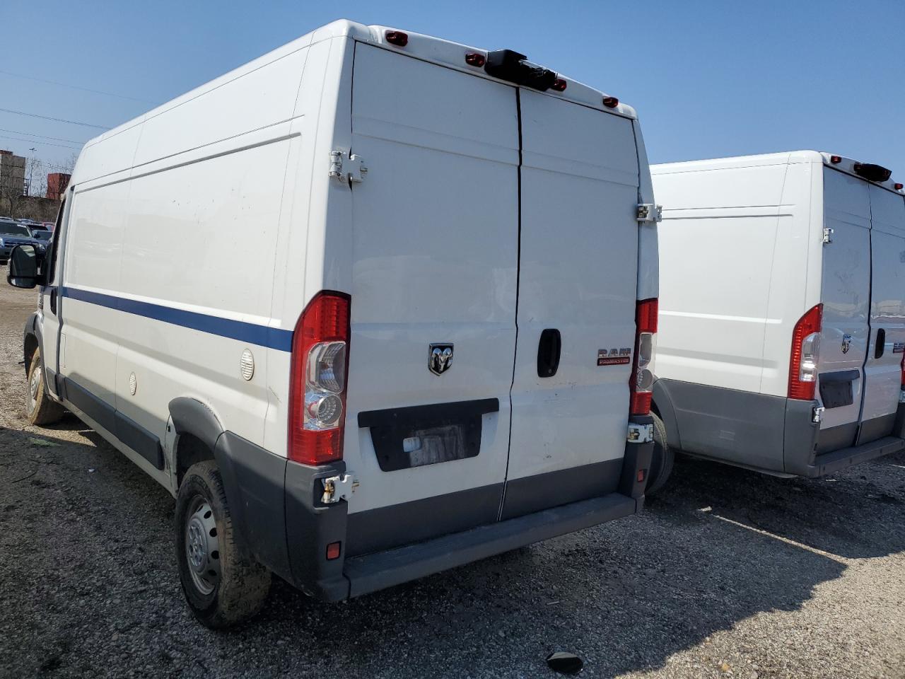 2018 RAM Promaster 3500 VIN 3C6URVHG5JE116302 photo 2
