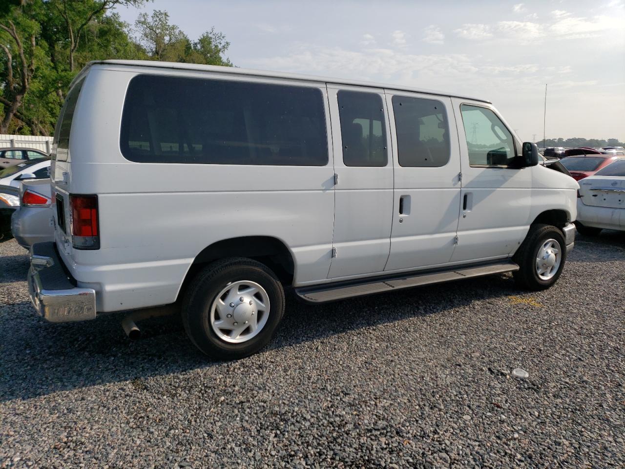 2012 FORD Econoline van VIN 1FBNE3BL1CDA78577 photo 3