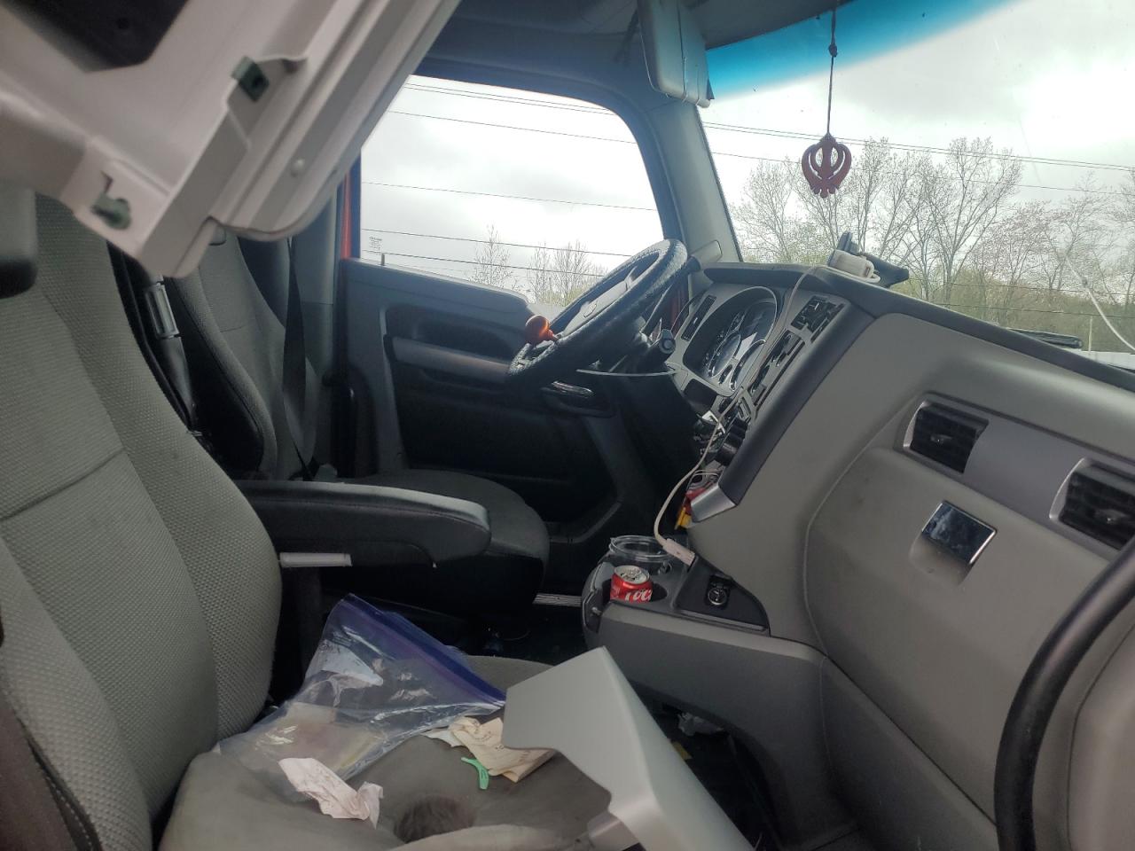 2020 KENWORTH All other VIN 1XKYDP9X4LJ391365 photo 5