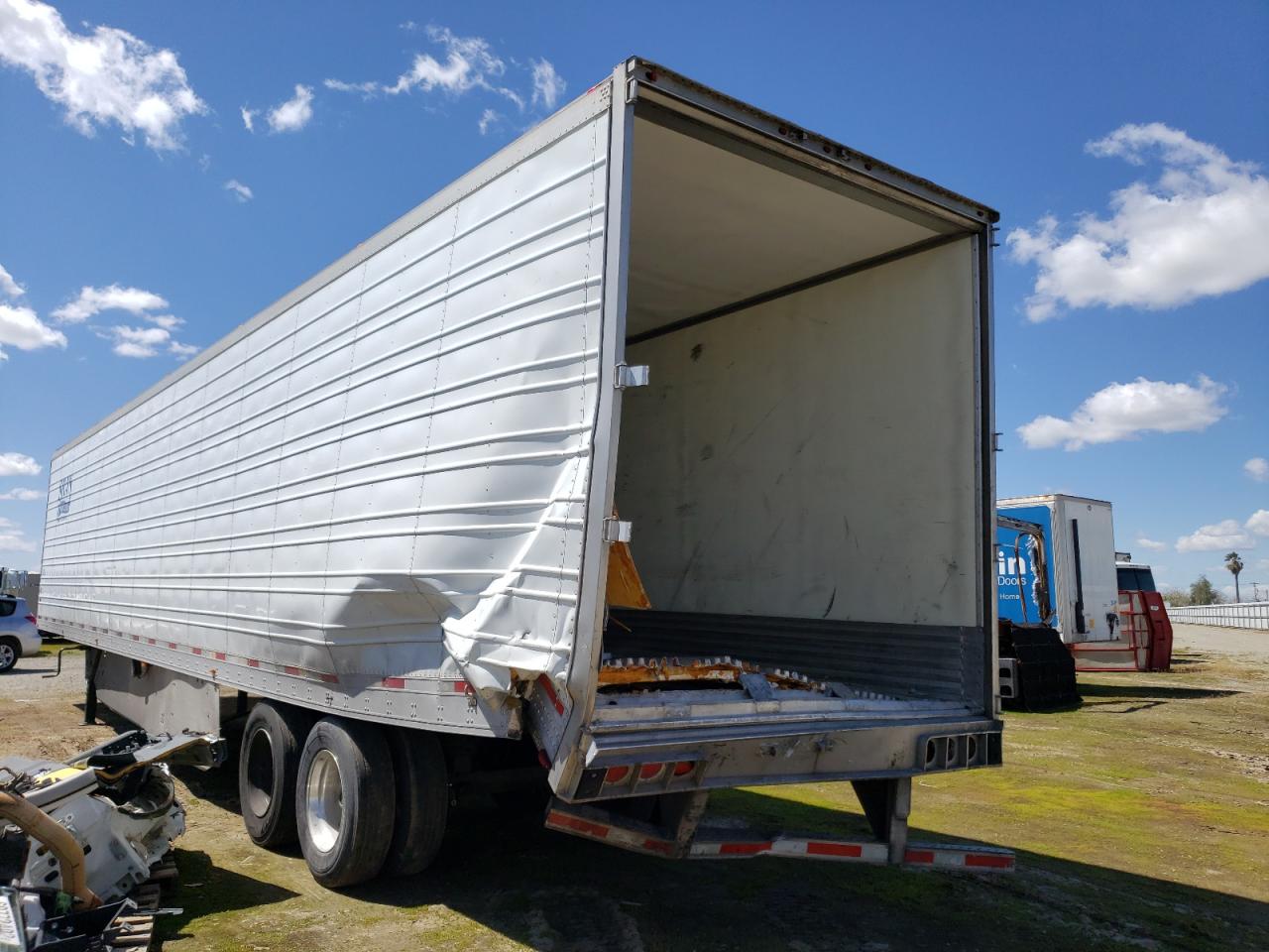 2019 UTILITY Reefer VIN 1UYVS2535K2548616 photo 4