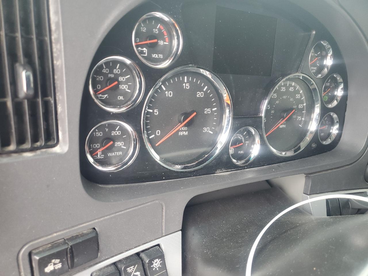2020 KENWORTH All other VIN 1XKYDP9X4LJ391365 photo 8