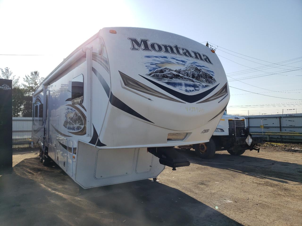 2014 KEYSTONE Montana VIN 4YDF34028E4700095 photo 1