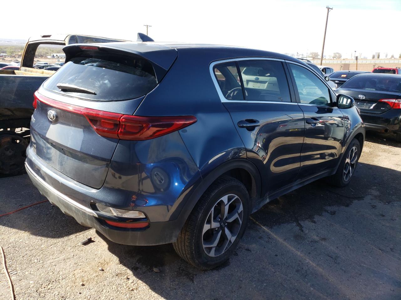 2020 KIA Sportage VIN KNDPM3AC7L7637721 photo 3