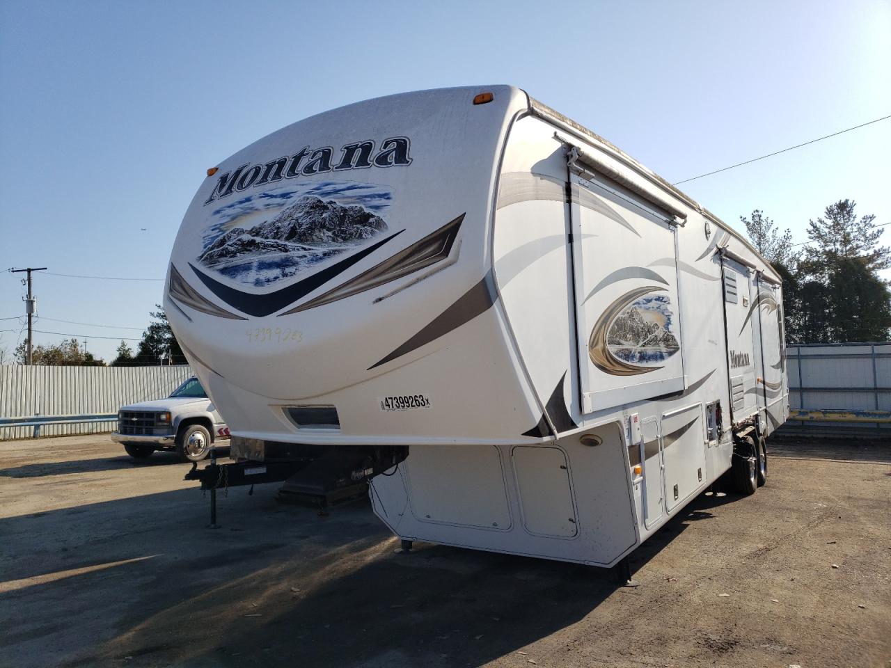 2014 KEYSTONE Montana VIN 4YDF34028E4700095 photo 2