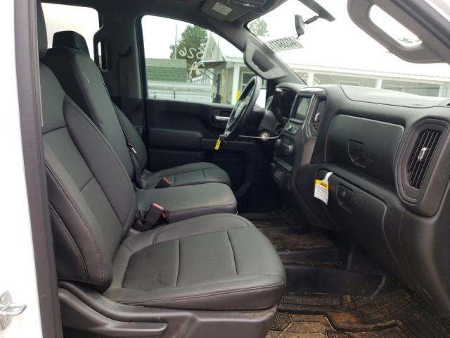 2021 CHEVROLET Silverado VIN 1GC4WLE70MF117569 photo 5