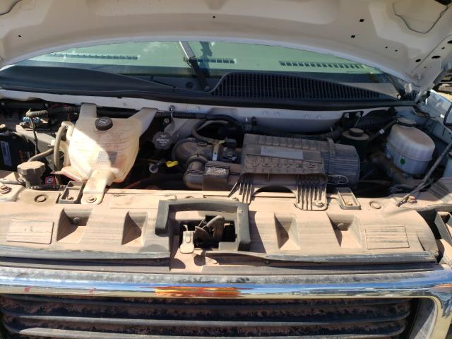 2018 GMC Savana VIN 1GTW7AFG3J1209938 photo 7