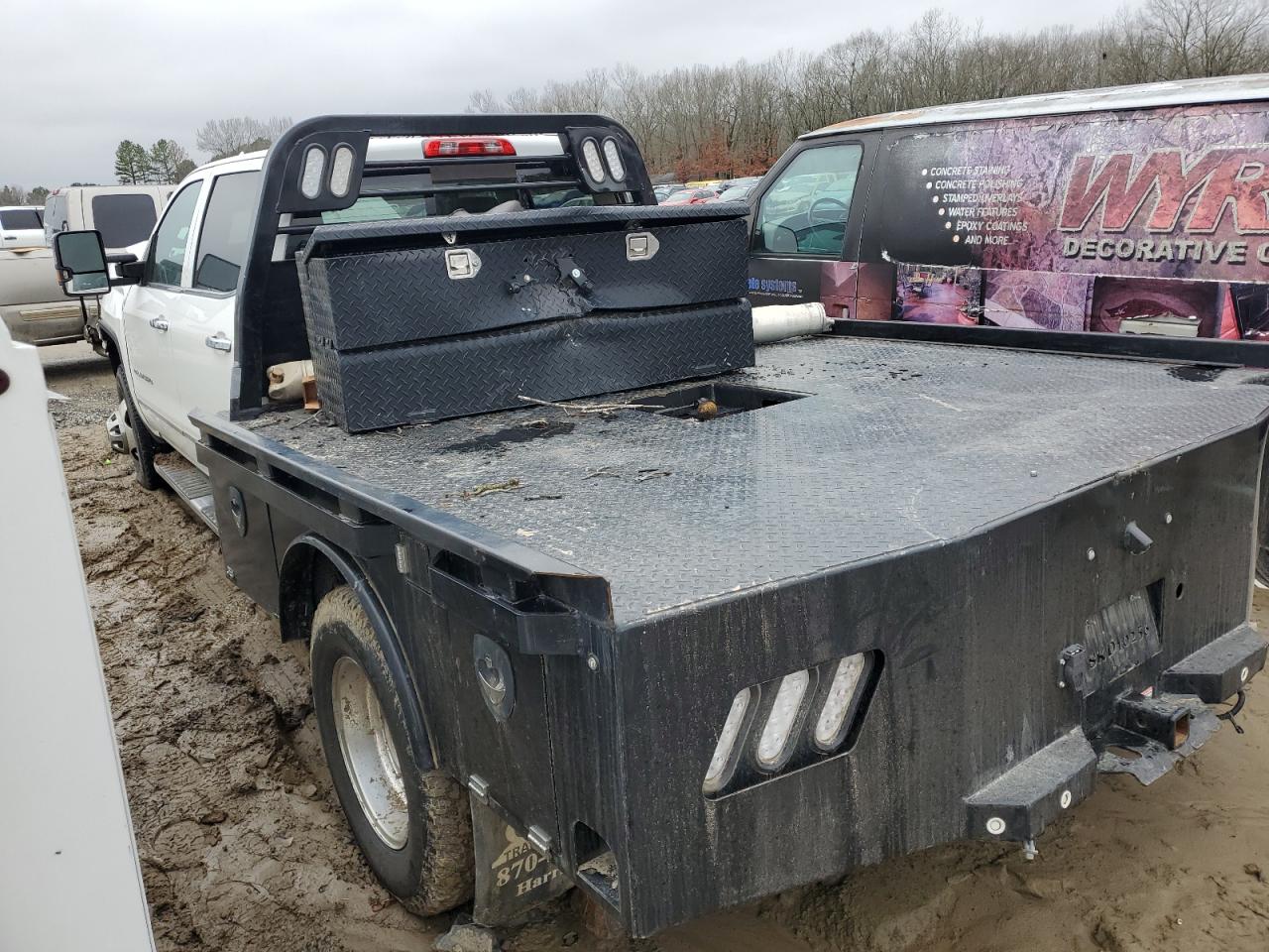 2016 GMC SIERRA VIN 1GT42YE80GF232470 photo 2