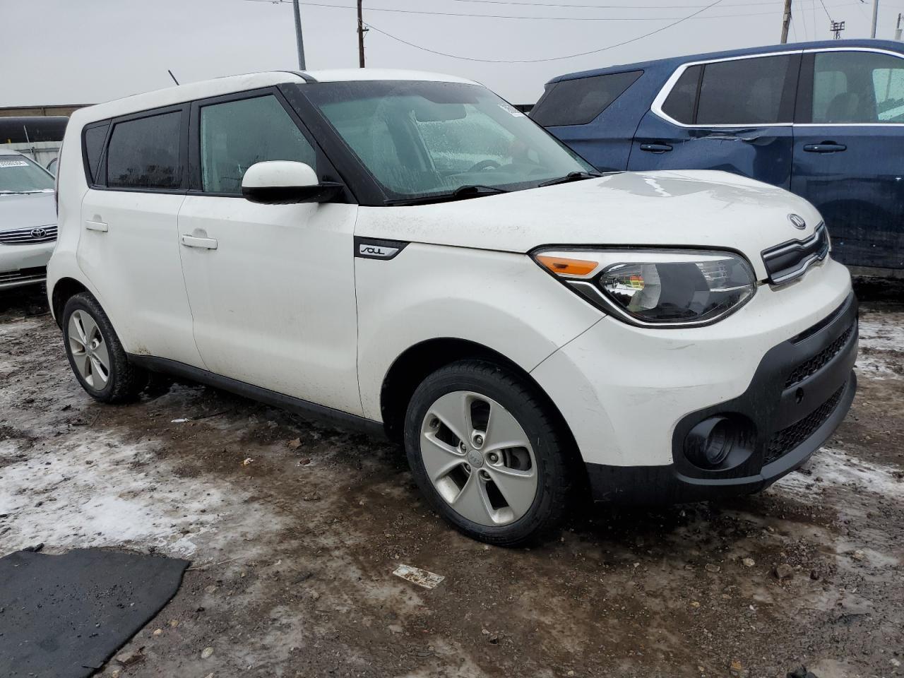 2019 KIA Soul VIN KNDJN2A29K7910435 photo 4