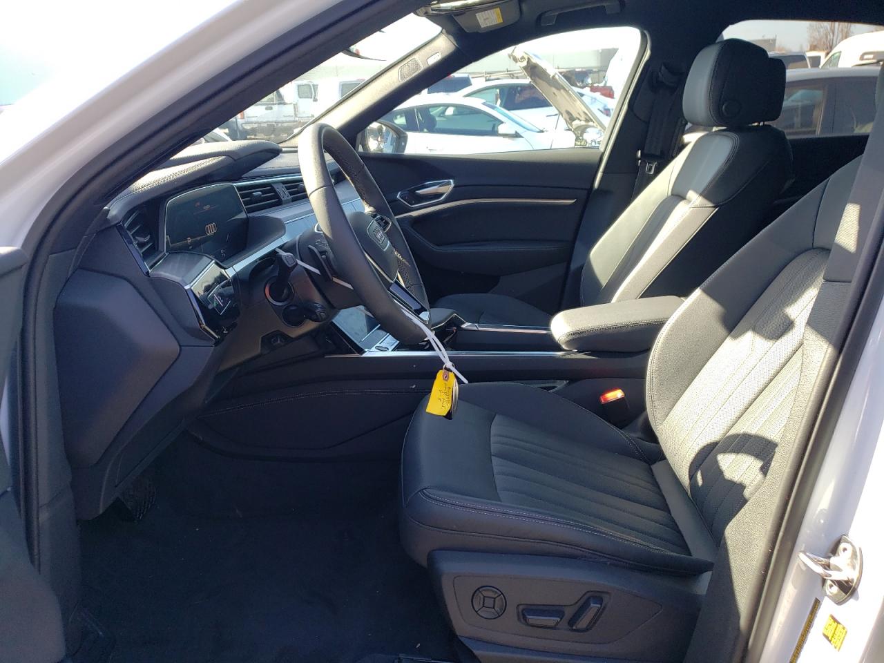 2024 AUDI Q8 VIN WA1CAAGE1RB021114 photo 7