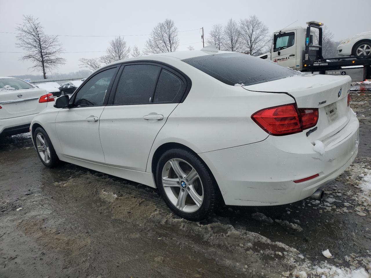 2015 BMW 3 series VIN WBA3C3C55FP664353 photo 2
