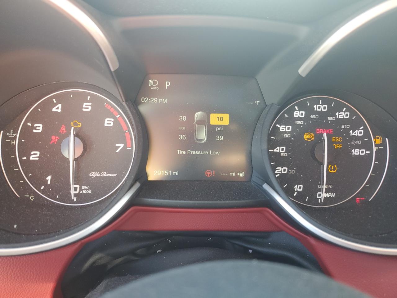 2021 ALFA Stelvio VIN ZASPAJAN4M7D15450 photo 9