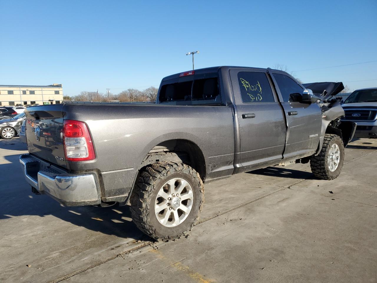 2021 Ram 2500 VIN 3C6UR5CL6MG695832 photo 3