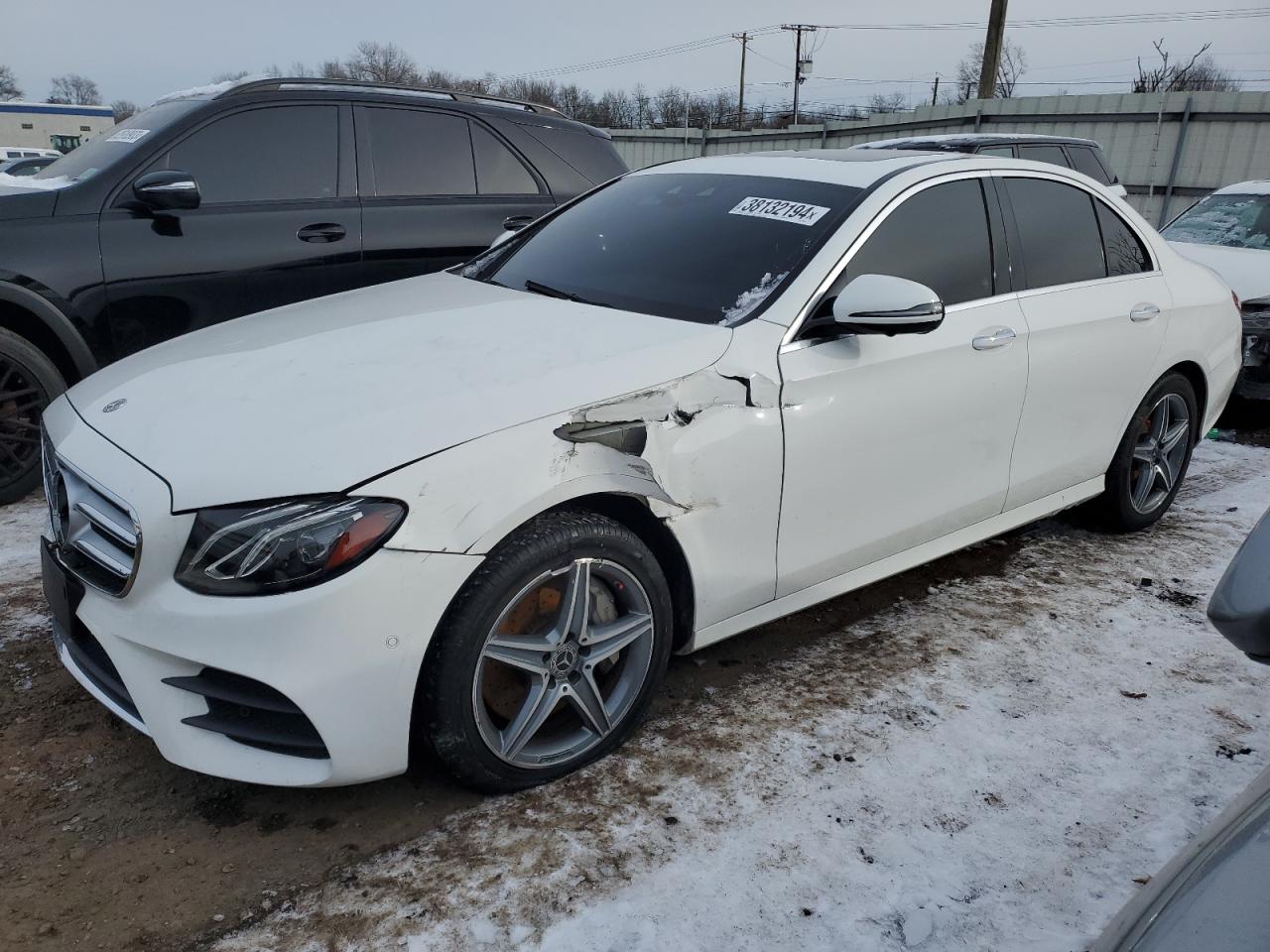 2019 MERCEDES-BENZ E-class VIN WDDZF4KB7KA510893 photo 1