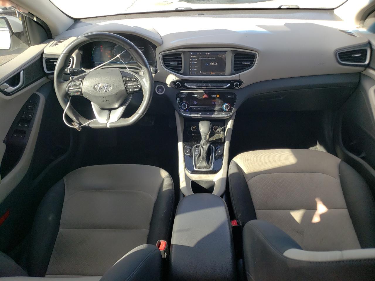 2019 HYUNDAI Ioniq VIN KMHC75LC4KU159946 photo 8