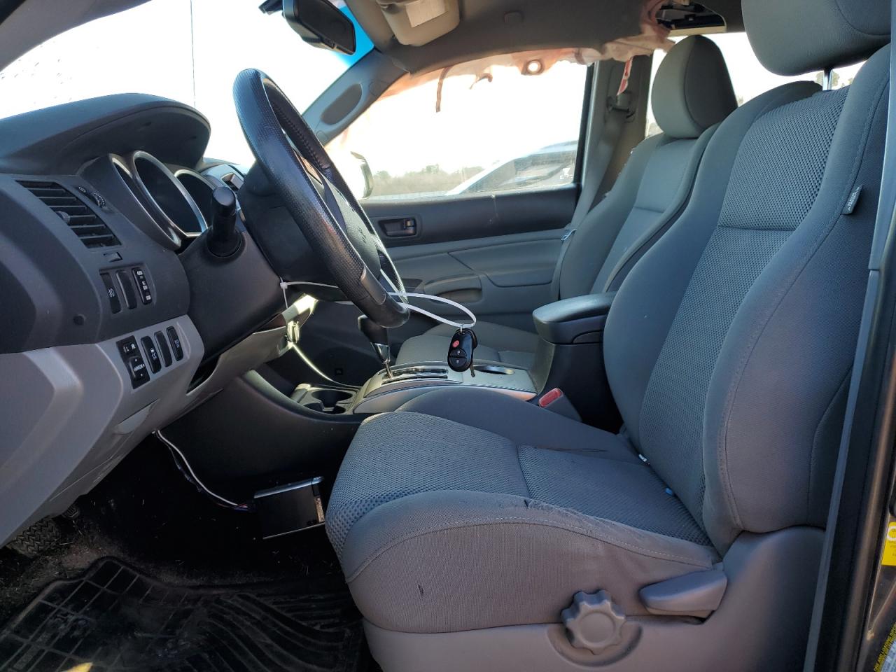 2013 TOYOTA Tacoma VIN 3TMLU4EN6DM133796 photo 7