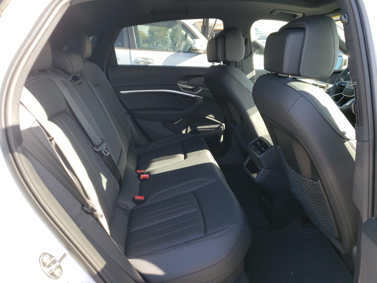 2024 AUDI Q8 VIN WA1CAAGE1RB021114 photo 10